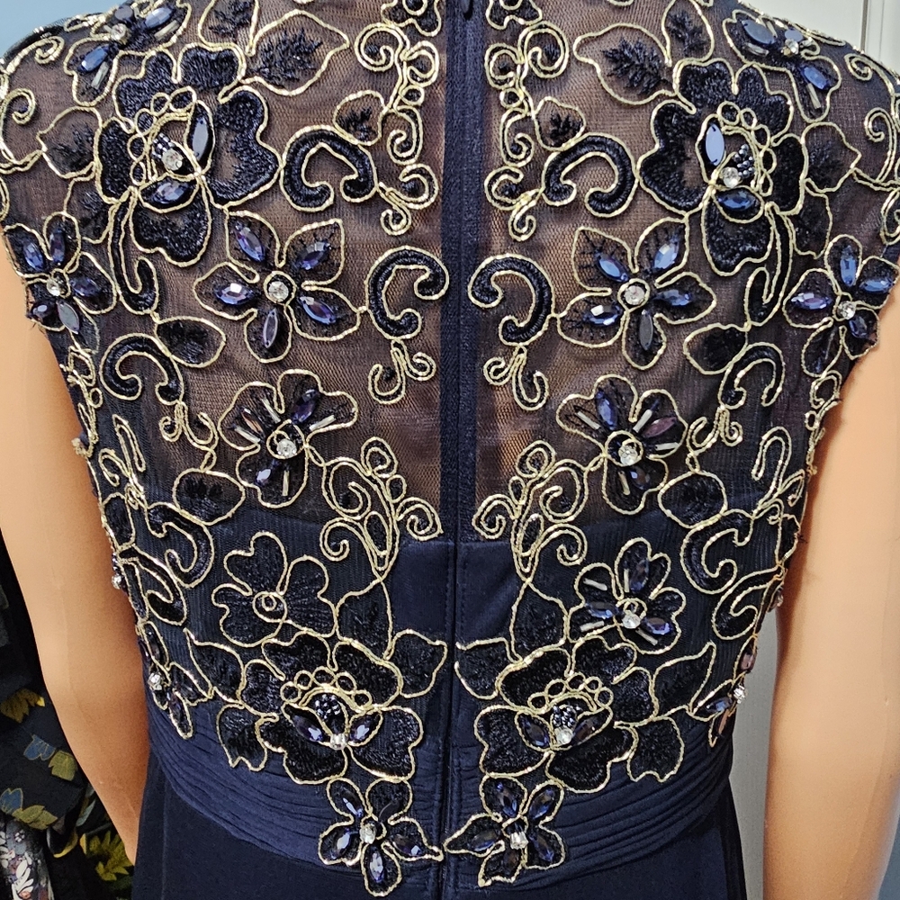 Decode 1.8 Lace and Beaded Applique Navy Formal Whimsigoth Long Gown Size 12 - Picture 4 of 9